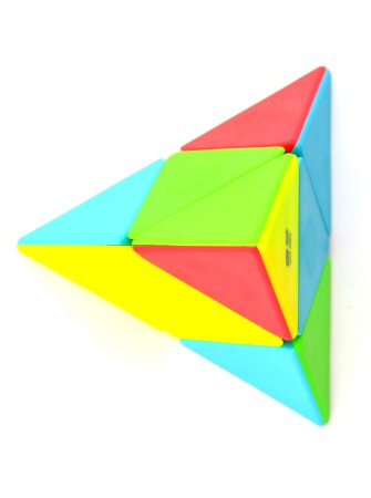Головоломка QiYi MoFangGe Pyraminx 2x2x2