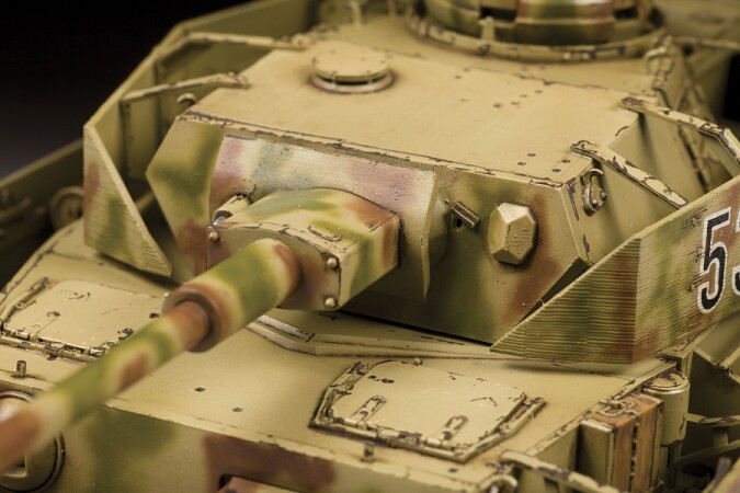 Сборная модель Zvezda Немецкий средний танк T-IV (H)