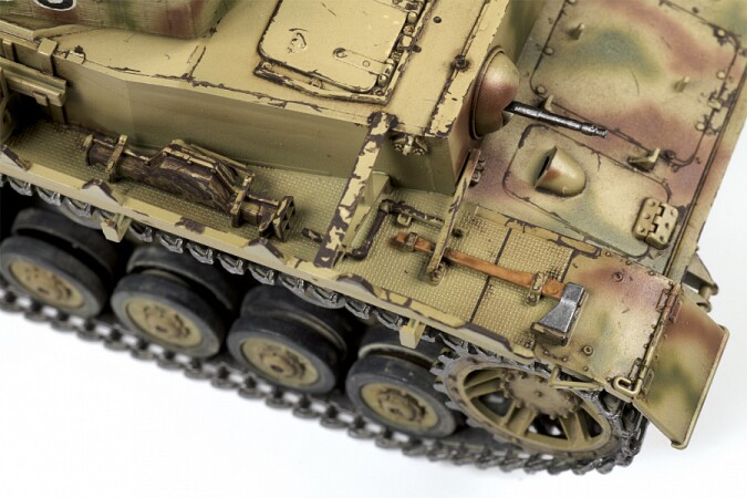 Сборная модель Zvezda Немецкий средний танк T-IV (H)