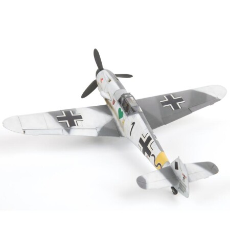 Сборная модель Zvezda Немецкий истребитель "Мессершмитт" Bf-109F4