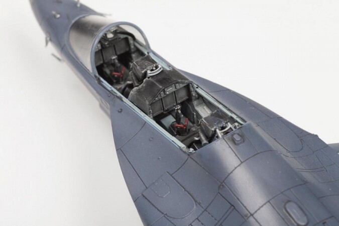Сборная модель Zvezda Российский легкий штурмовик Як-130