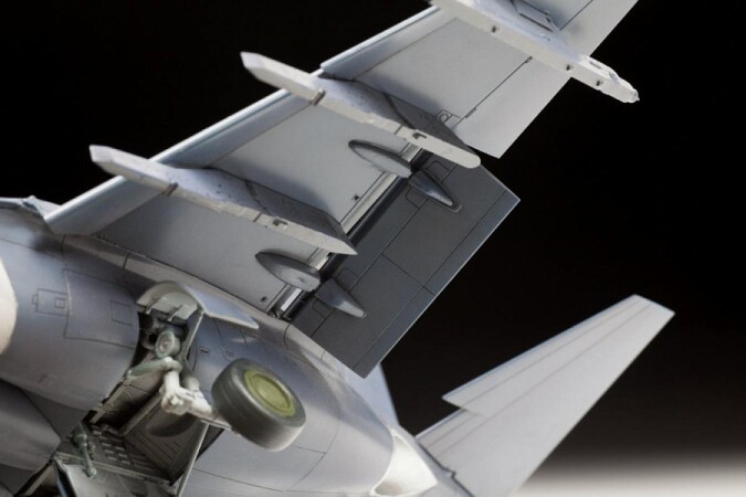 Сборная модель Zvezda Российский легкий штурмовик Як-130