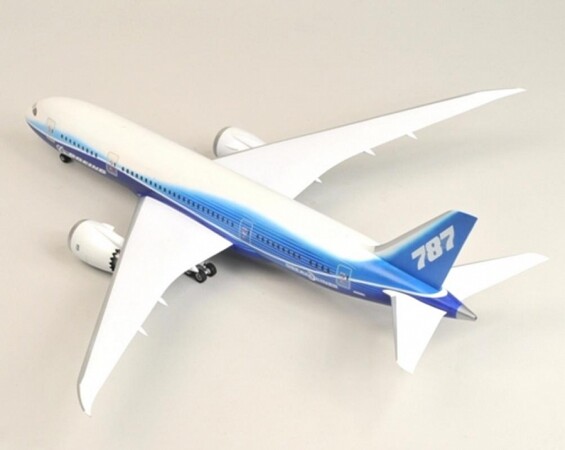 Сборная модель Zvezda Пассажирский авиалайнер Боинг 787-8 Дримлайнер