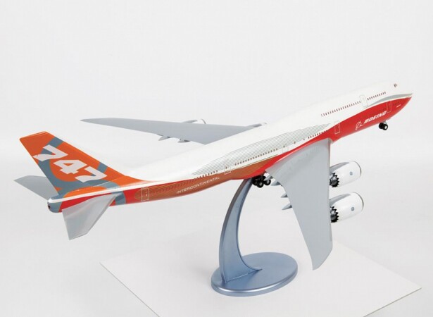 Сборная модель Zvezda Пассажирский авиалайнер Боинг 747-8