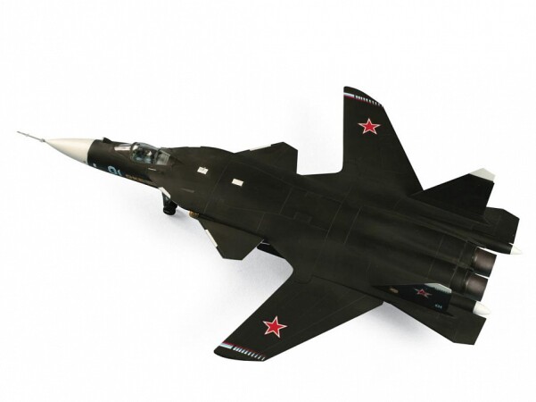 Сборная модель Zvezda Российский сверхманевренный истребитель пятого поколения Су-47 Беркут