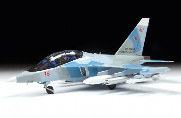 Сборная модель Zvezda Российский самолет Як-130