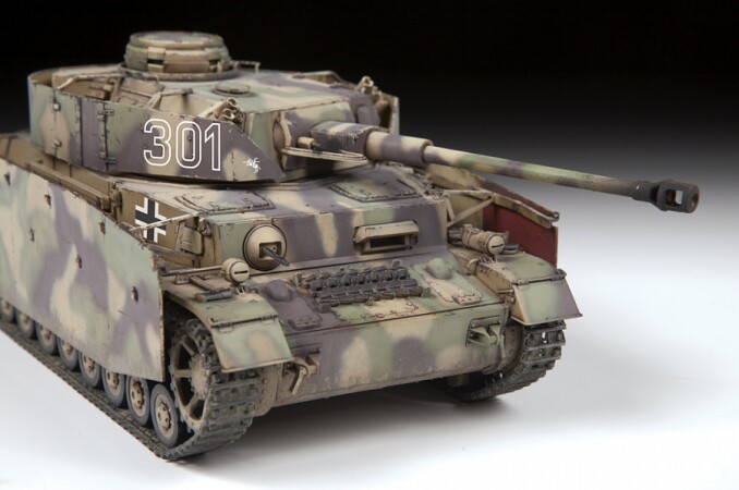 Сборная модель Zvezda Немецкий средний танк Pz IV Ausf. G