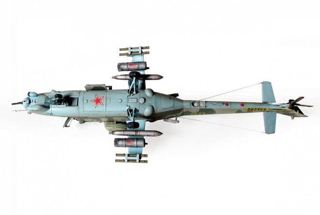 Сборная модель Zvezda Советский ударный вертолет Ми-24В/ВП Крокодил