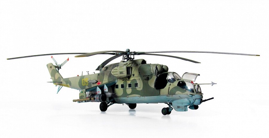Сборная модель Zvezda Советский ударный вертолет Ми-24В/ВП Крокодил